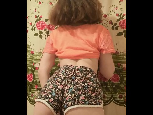 ❤️ Секси млада мадама сваля шортите си пред камерата. ️❌ Секс видео в bg.light2cloud.top ❌️